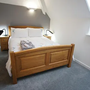 Stunning Central With Balcony And Fantastic View Exeter