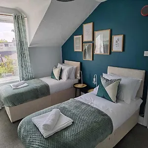 Raleigh Ff&tf - 1 Bed Georgian Flat In The Centre Of Exeter, Free Parking With Wifi Exeter